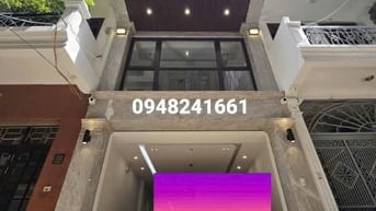 PHÂN LÔ Ô TÔ BÀN CỜ - MẶT TIỀN KIÊU HÃNH HOÀNH TRÁNG - KINH DOANH