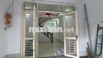 GẤP GÂP- CHÍNH CHỦ CHO THUÊ NHÀ 3 TẦNG, HẺM XE TẢI, NỘI THẤT CƠ BẢN