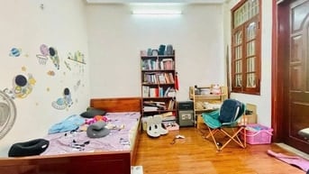 Bán nhà Nguyễn Khang, 30m ra phố, 45m2, 5 tầng, 4m MT, Gíá 11,5 tỷ