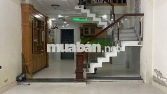 Cho Thuê Nhà DT 4.3 x 15m 1 trệt 1 lửng 2 Lầu sân Thượng