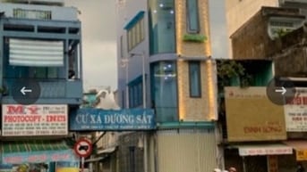 Cho thuê nhà mặt tiền Lý Thái tổ căn góc phường phường 1 q.3 giá 14 tr