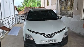 Vf5 2024 1200km siêu mới đã độ 40tr tiền đồ chơi