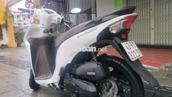 Cần bán Vision đk 2017