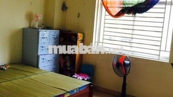 Nhà cấp 4, 2 mặt tiền bờ kè 7mx30,2 phòng ngủ xe tải đậu ngay cổng nhà