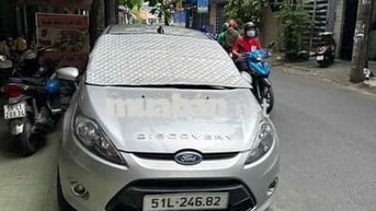 Ford Fiesta 2011 1.6 AT Sedan - 80000 km