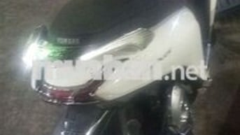 Xe máy Yamaha Janus màu trắng 2025