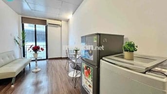 PHÒNG BAN CÔNG SIÊU THOÁNG MỚI NẰM NGAY CHỢ BÀ CHIỄU