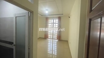 Cho thuê phòng 20m2 gần trường Đại học Luật TP.HCM