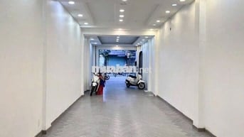 Cho Thuê Mặt Bằng Đường Cách Mạng Tháng 8, Quận 3 ( 4x21m - MB Đẹp )