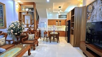 BÁN NHÀ Ở LẠC LONG QUÂN - 39M2 - 5 TẦNG - NGÕ THOÁNG - 5P RA HỒ TÂY