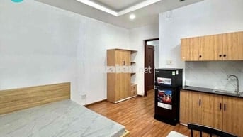 CHO THUÊ CHDV / CỬA SỔ THOÁNG - TRANG BỊ FULL NỘI THẤT