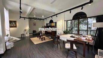 Cho thuê biệt thự Cộng Hoà 10x20 3 tầng 7 phòng ntcc