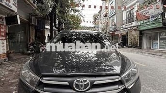 Toyota Innova Ventu 2019 số tự động màu đen