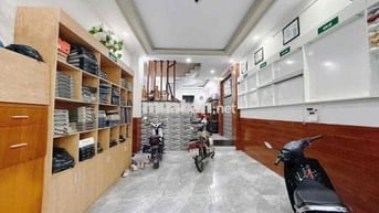 NHÀ CHO THUÊ H8m TÂN SƠN NHÌ - 60m2 - 3 LẦU ST 4PN - PHÙ HỢP GĐ, VP