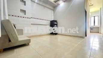 CHO THUÊ 1 PHÒNG CÓ 2PN BÊN TRONG NHÀ MT NGUYỄN THỊ THẬP KẾ CHỢ TÂN MỸ