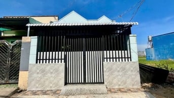 Bán gấp nhà cấp 4 đường Nguyễn Thị Lắng, Củ Chi, 110m2, 820 Triệu, SHR