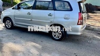 Toyota Innova 2008 - 200000 km