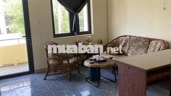 Văn phòng Phạm Văn Đồng, 26m2 giá 3.5tr, có bãi để xe hơi, bảo vệ 24/7