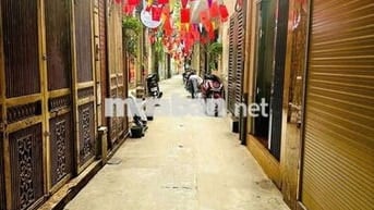 Cc bán nhà ngõ 169 Hoàng Mai, lô góc, 3 thoáng,5 phòng ngủ, mt 4m,7 tỷ