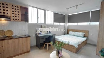 PHÒNG FULL NỘI THẤT CỬA SỔ LỚN GẦN CHỢ BÀ CHIỄU GIÁP Q1 PHÚ NHUẬN