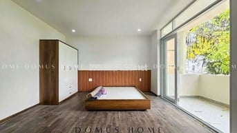 Studio ban công gần cầu kênh Tẻ - Full nội thất