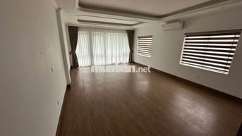 Cho thuê văn phòng KĐT Định Công, nhà mới thoáng, hoàn thiện cực đẹp