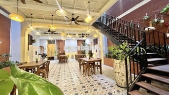 CHO THUÊ MẶT BẰNG SIÊU RỘNG ĐẸP 210M2 SẴN MÔ HÌNH NHÀ HÀNG 2 TẦNG