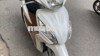 Xe máy Honda Vision 2014 màu trắng