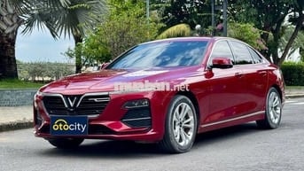 VinFast Lux A Plus 2022 - Màu đỏ - 2vkm