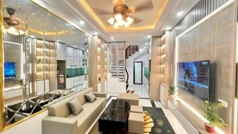 Bán chung cư 113 Trung Kính, 100m2, 3pn, nhà đẹp!