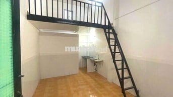 Phòng trọ có gác siêu rộng gần ngã tư hàng xanh 5 phút tới Hutech UTH