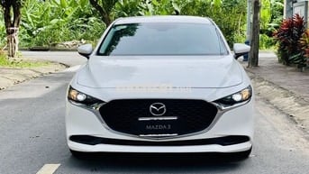 Mazda 3 2022 1.5L Deluxe - 33000 km