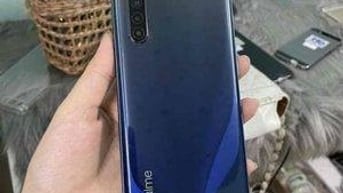 realme6 4/128 GB dư dùng nên pass
