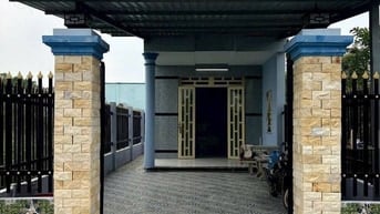 Hạ giá bán gấp nhà c4 đường Ba Sa, Phước Hiệp, Củ Chi, 122m2, 750Triệu