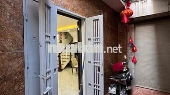 CẦN BÁN NHÀ 4 TÀNG ĐẸP NGÕ 509 Vũ Tông Phan