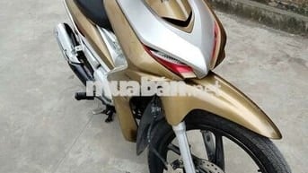 xe tay ga chính hãng honda có Fi.còn mới toanh
