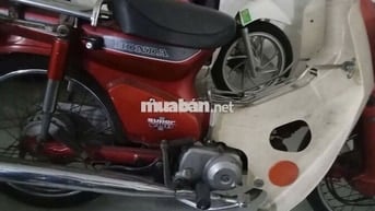 CC bán Xe 82-70 đời 1993 nhập nguyên chiếc màu đỏ