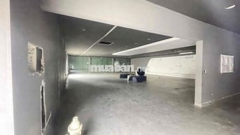 Cho thuê góc 2MT đg Đồng Khởi, ngang 15m x 24m 360m2 gần Amata BH