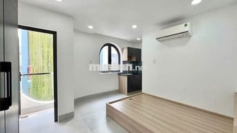 STUDIO - FULL NỘI THẤT - BAN CÔNG NGAY EMART PHAN HUY ÍCH QUANG TRUNG