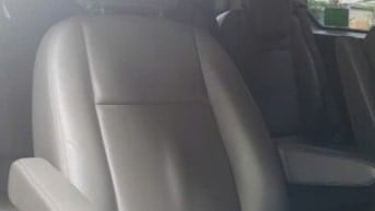 Cần đồi xe mới thanh lý xe Ford Tourneo 2022