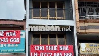 Nhà mặt tiền đường, 70m2, 6 phòng, đường Bình Đông