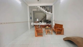 Nhà nguyên căn có nội thất xịn xò DT 4❌17+1 Lầu 2pn2wc hẻm 7m thông