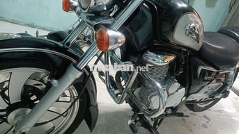 Xe máy Suzuki GZ 150 màu đen mới