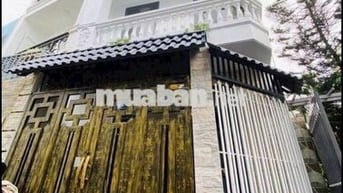 Nhà Quang Trung P10 3 lầu 4pn Ngay Ub Quận