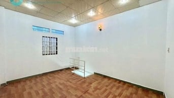 PHÒNG TRỌ CÓ GÁC CAO ĐỨNG ĐƯỢC NGAY CẦU NGUYỄN VĂN CỪ