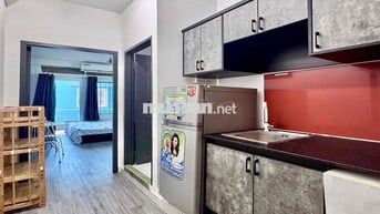 Căn hộ chính chủ full nội thất tách bếp có ban công lớn khu bùi viện