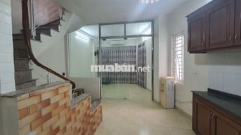 Nhà kết hợp VP  4 tầng chính chủ tại 71 phố Việt Hưng Long Biên Hà Nội