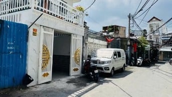 BÁN NHÀ CHÍNH CHỦ HẺM XE HƠI 60 LÂM VĂN BỀN – SỔ HỒNG RIÊNG – GIÁ 8.6 