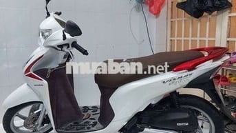 Vision trắng 2019 nữ chạy kỹ