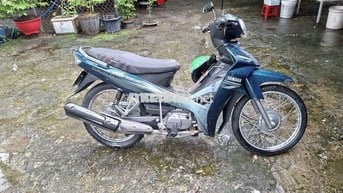 Xe máy Yamaha Sirius màu xanh 2018